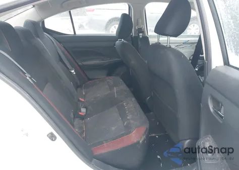 2024 Nissan Versa 1.6 Sr z USA, uszkodzony, nr VIN 3N1CN8FV3RL883739